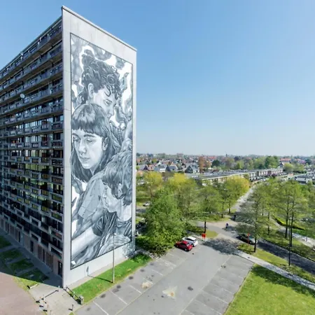 Apartment With Frontal Sea View In Raversijde